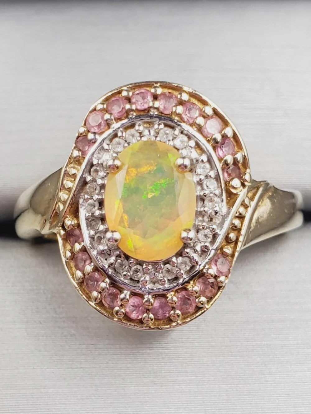 Opal & Pink Halo Ring - Yellow Gold - 925